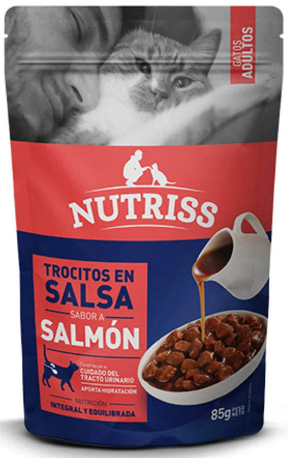 Nutriss Trocitos Gatos En Salsa Sabor A Salmón