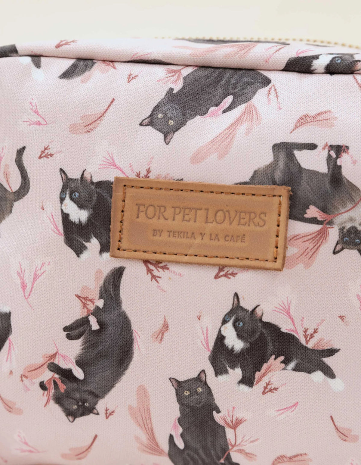 Cosmetiquera Gatos Negros